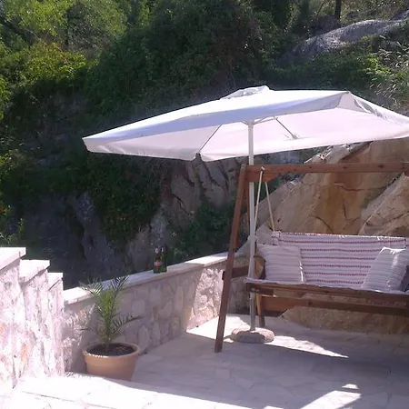Holiday Bobovisca