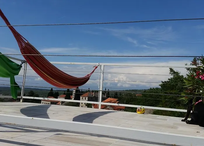 Nyaraló Holiday Bobovisca